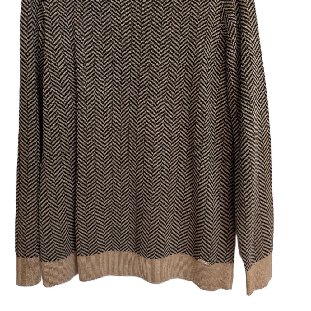 Sweater - Picture 2 of 6